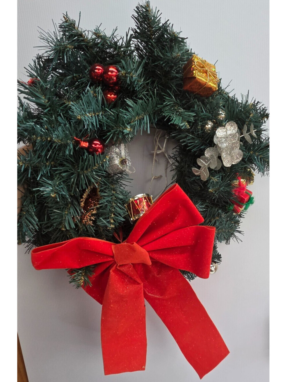 Christmas Wreath Lot of 2 Decorated Artificial Greenery Red Bow Ornaments 16"